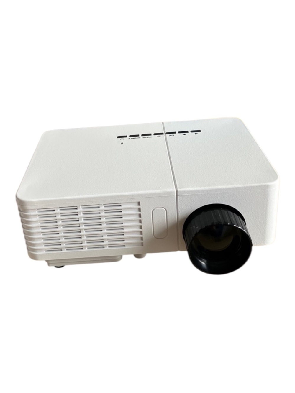 projector and screen mini LED common craft 600 lumens